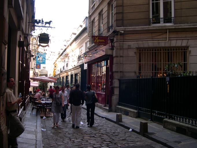  Passage ( Cour du Commerce Saint-André) (6e)